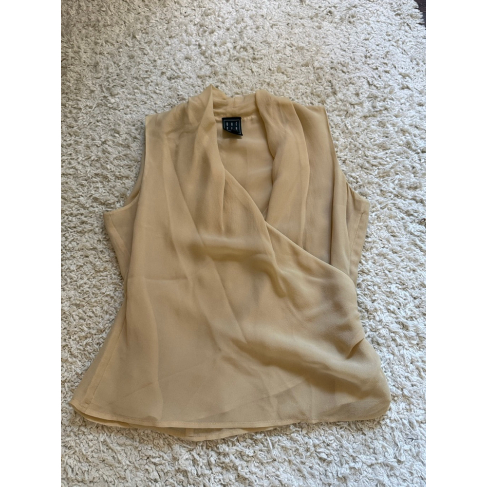 Women's DUE PER DUE Beige Sleeveless Blouse 4P